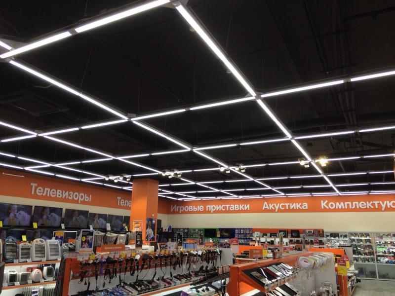 Поставка и монтаж светодиодного освещения для магазина электроники